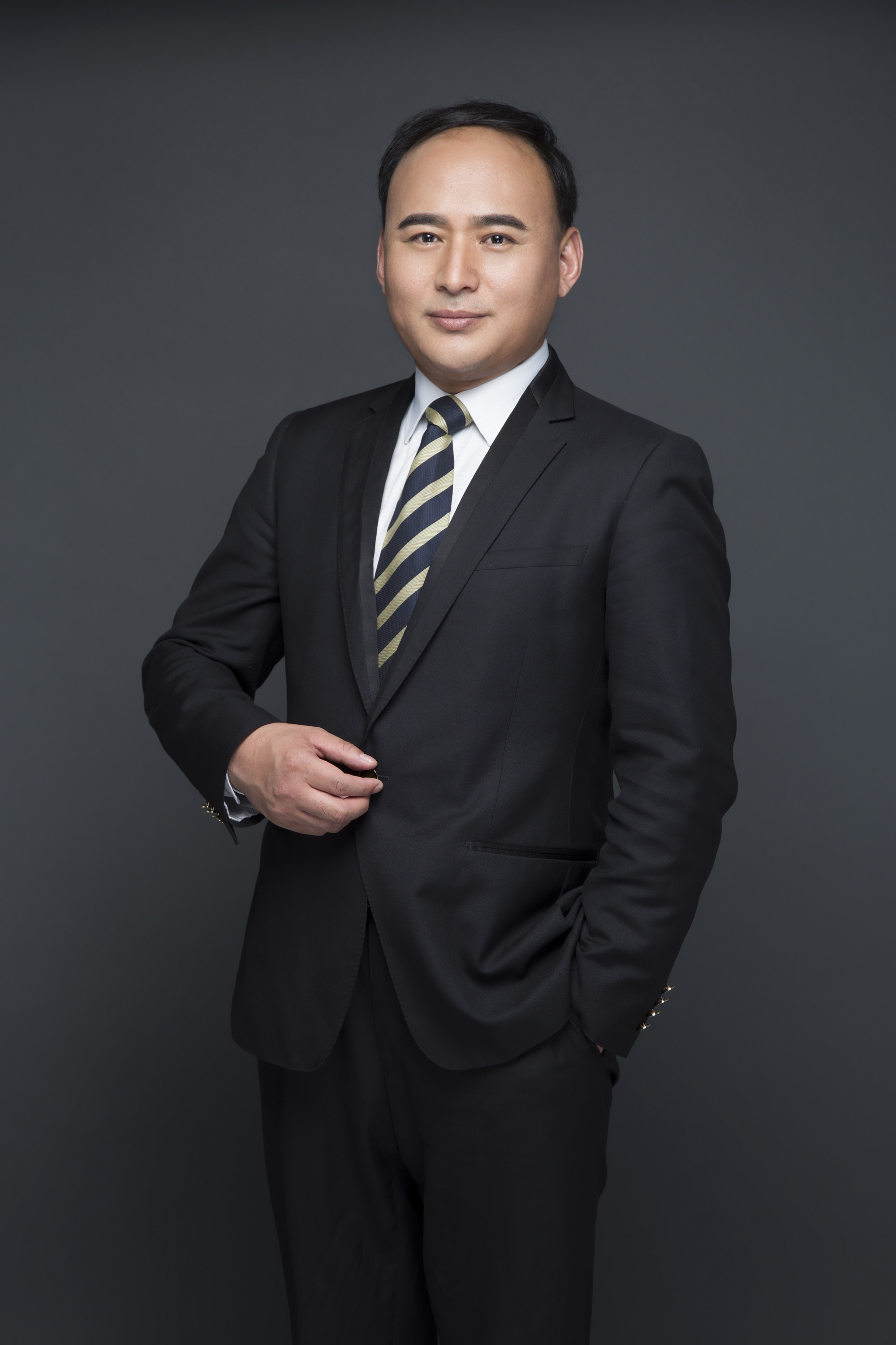 纪建英 技术统筹负责人